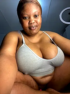 Busty-Sweetheart online show from November 2025 09:49:02 PM