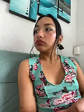 Lianna Smith  online show from December 2025 03:08:01 PM