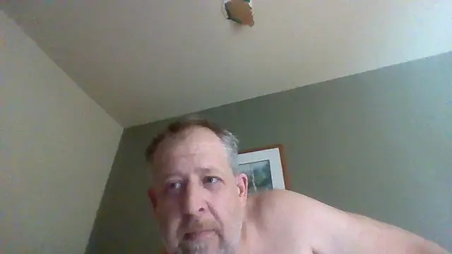 Snapshot of Mikey40wv chatting on November 2025 04:28:02 PM Mikey40wv online show from November 2025 04:28:02 PM