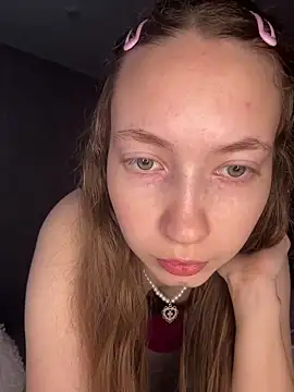 Holy Poly online show from February 2026 07:46:01 AM