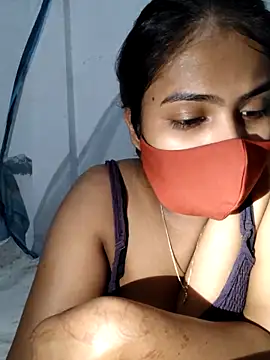 Snapshot of Red_Love_1 chatting on May 2026 05:51:01 PM Red Love 1 online show from May 2026 05:51:01 PM