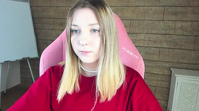 TinnaBurton online show from June 2026 04:02:02 PM