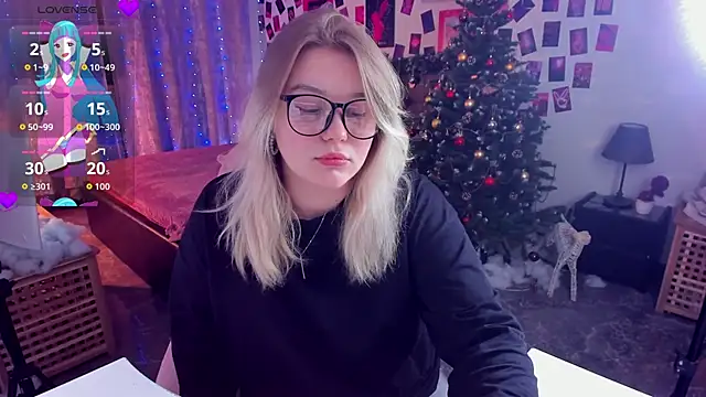 Snapshot of LouiseMous chatting on January 2026 09:40:02 PM LouiseMous online show from January 2026 09:40:02 PM