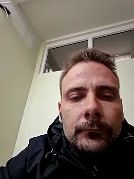 Snapshot of Gregorywhitelegs chatting on April 2026 10:39:01 AM Gregorywhitelegs online show from April 2026 10:39:01 AM