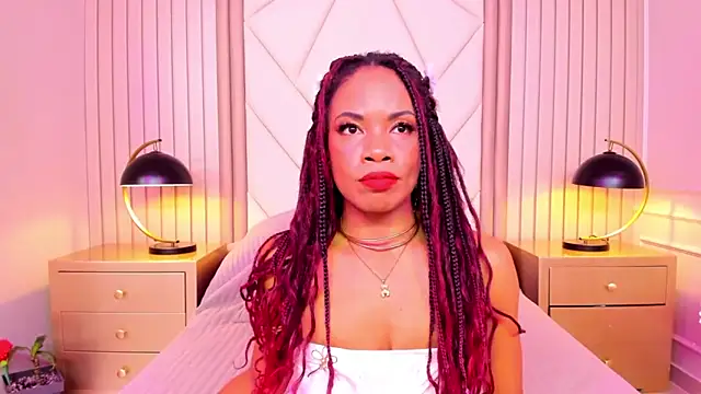 LailaDavidson online show from April 2026 12:44:02 PM