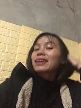 Trangbabylove online show from March 2026 04:11:02 PM