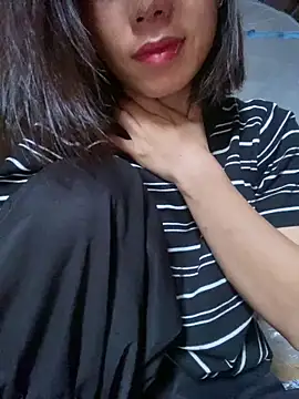 Snapshot of Trangbabylove chatting on June 2026 09:21:02 AM Trangbabylove online show from June 2026 09:21:02 AM