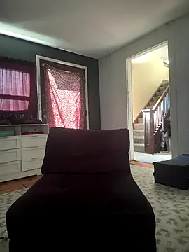 sofrancy online show from December 2025 04:25:02 PM