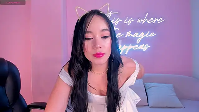 ZaraKafruni online show from February 2026 04:05:02 AM