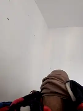 Snapshot of Davidgnzz1993 chatting on November 2025 09:24:02 PM Davidgnzz1993 online show from November 2025 09:24:02 PM