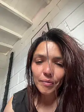 LaraDanverss online show from November 2025 05:29:02 PM