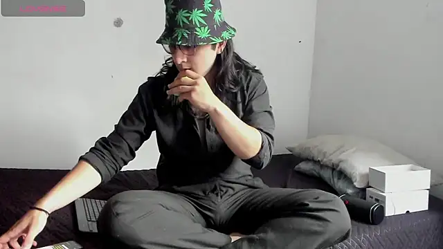 Amoneth Xx online show from January 2026 08:03:02 PM