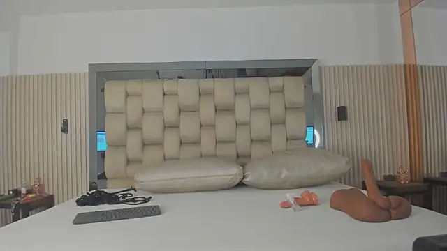 noah pariss online show from March 2026 11:17:01 AM