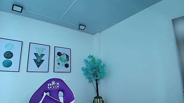 Gemma bellini online show from April 2026 11:37:01 AM