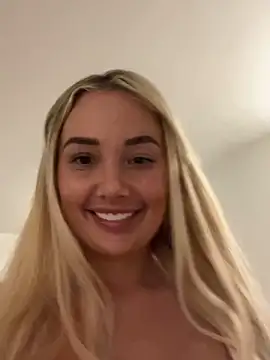 xoxohan11 online show from May 2026 09:53:02 PM