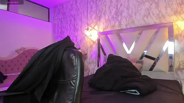 LILITH LIBELULA online show from January 2026 07:30:01 PM