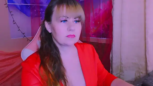 BESTLOLA online show from April 2026 09:01:02 AM