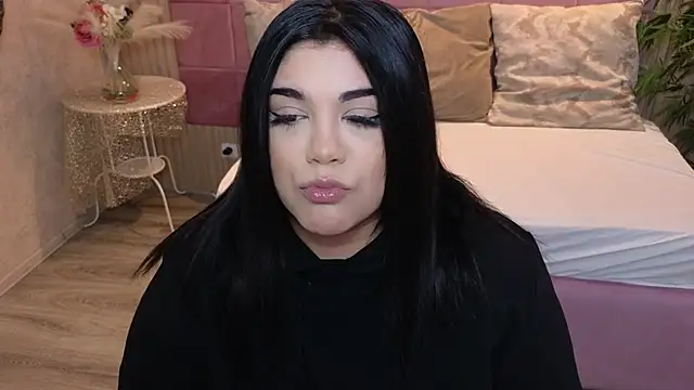 SpicyCarlaXX online show from February 2026 05:28:01 PM