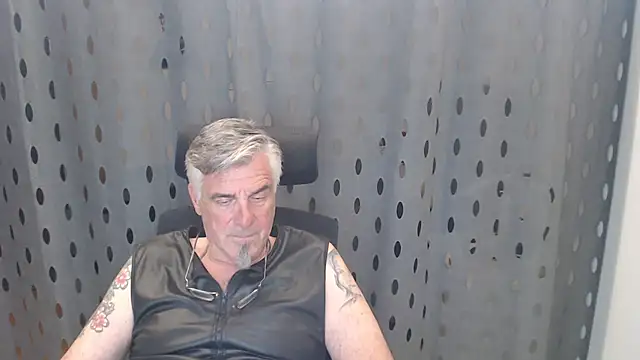 Snapshot of Buidapest chatting on July 2026 12:42:02 PM Buidapest online show from July 2026 12:42:02 PM