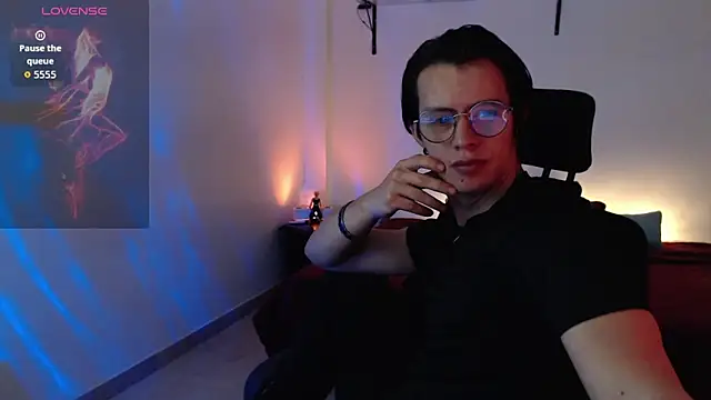 Snapshot of Brandon_starkk chatting on May 2026 03:23:02 AM Brandon starkk online show from May 2026 03:23:02 AM