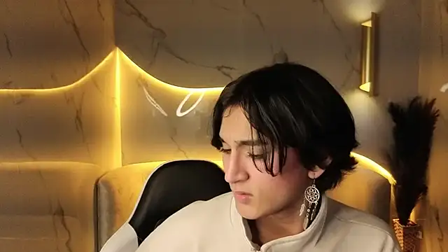 zoe tp online show from November 2025 12:27:02 PM