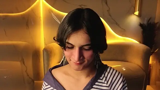 zoe tp online show from November 2025 12:41:02 PM