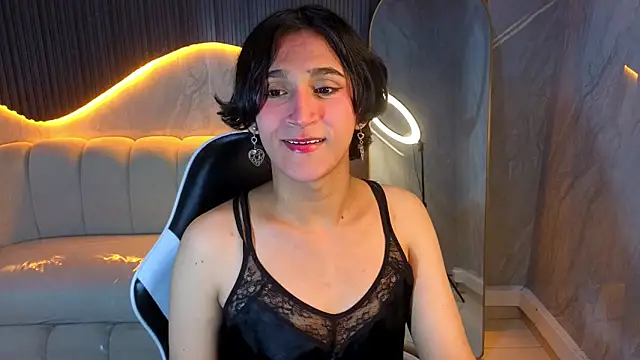 zoe tp online show from December 2025 07:43:01 PM