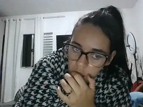 Snapshot of Lidiferrari chatting on November 2025 02:50:02 AM Lidiferrari online show from November 2025 02:50:02 AM