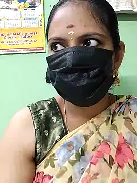 Queen-Neha online show from November 2025 06:07:01 PM