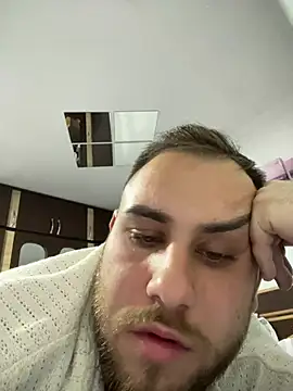 Andreiandu23 online show from April 2026 07:07:02 PM