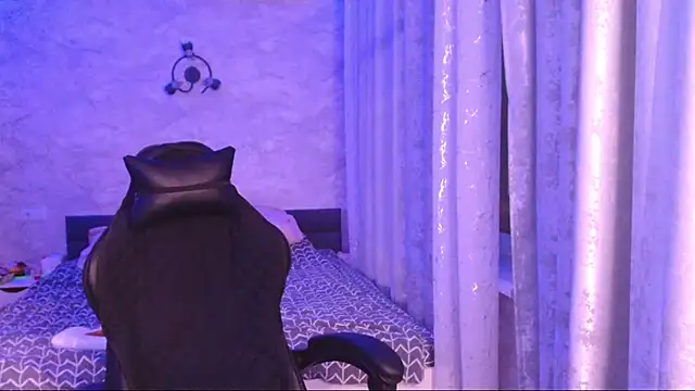  Honey sunset  online show from February 2026 06:15:02 PM