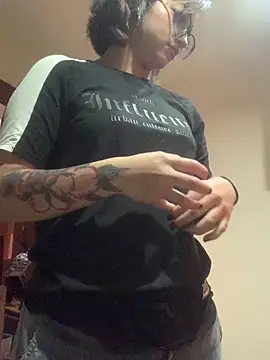 LilithMonette online show from April 2026 01:03:01 AM