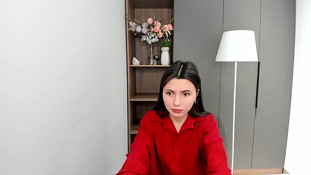 LibbyLedec online show from November 2025 03:18:02 AM