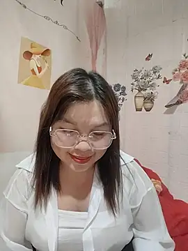Snapshot of Cover-baa chatting on June 2026 03:09:02 AM Cover-baa online show from June 2026 03:09:02 AM