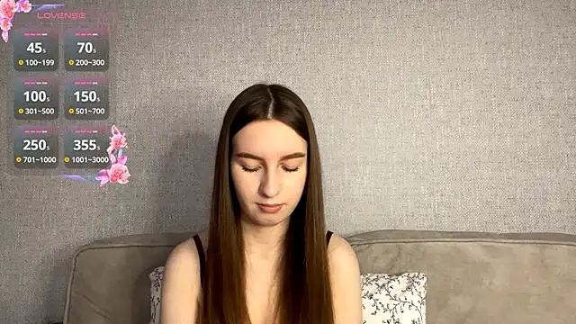 Snapshot of CindaWinn chatting on February 2026 06:42:02 AM CindaWinn online show from February 2026 06:42:02 AM