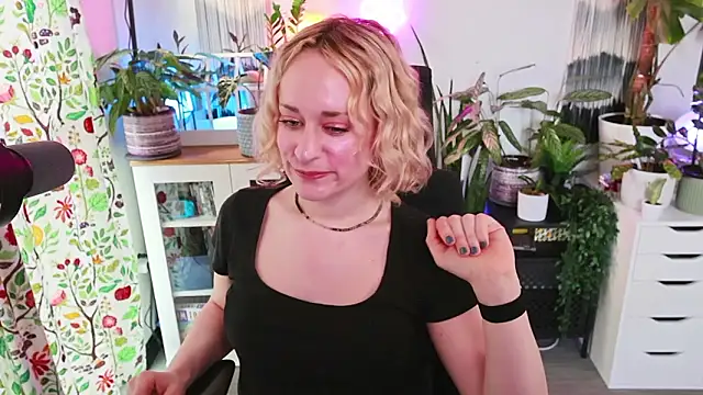 xzoeyryanx online show from March 2026 05:15:01 PM