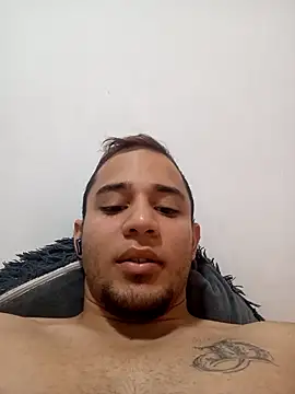 Snapshot of Deivi2123 chatting on November 2025 08:14:01 PM Deivi2123 online show from November 2025 08:14:01 PM