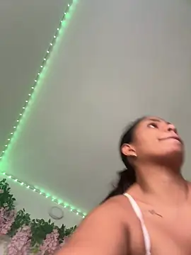 ArielleMillerr- online show from February 2026 05:43:02 PM