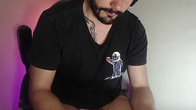 LuciferSantoryu online show from February 2026 04:44:01 PM