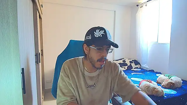 naitt  online show from December 2025 03:50:01 PM