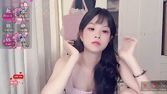 Snapshot of bunny-- chatting on July 2026 04:25:01 AM bunny-- online show from July 2026 04:25:01 AM