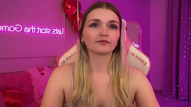 AnnyRaii online show from February 2026 06:26:02 PM