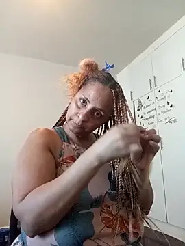 LaReineCleo online show from March 2026 02:10:01 PM