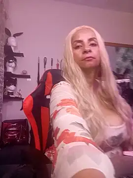 LaReineCleo online show from June 2026 10:25:01 AM