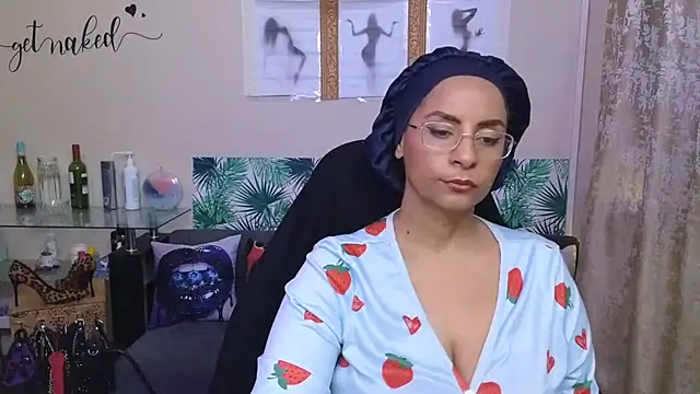 LaReineCleo online show from June 2026 10:52:02 AM