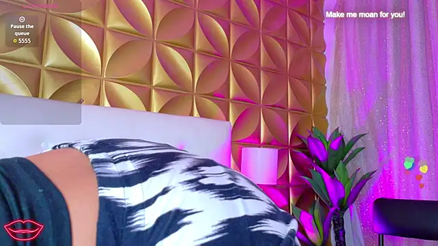 Amanda Mooree online show from March 2026 04:02:02 AM