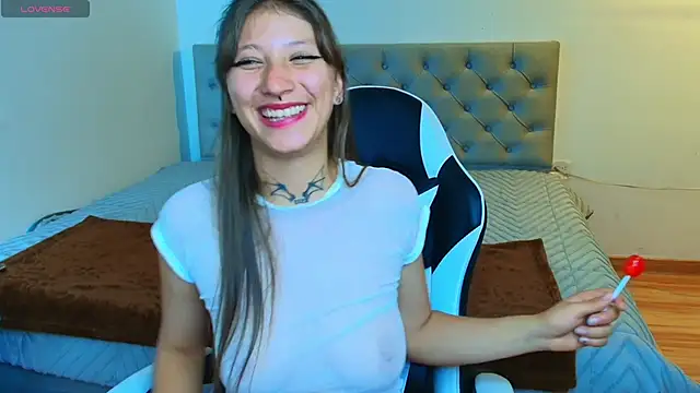 Lenna  black online show from December 2025 09:52:01 PM