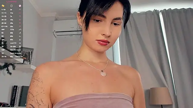 Snapshot of FeliciaKogen chatting on June 2026 07:21:02 AM FeliciaKogen online show from June 2026 07:21:02 AM