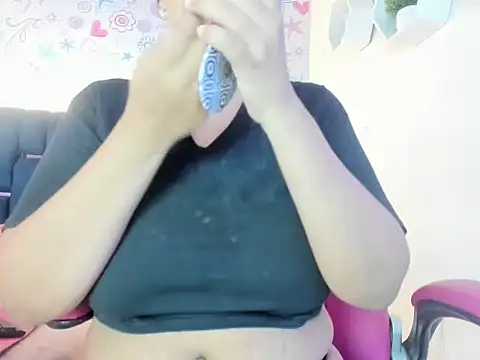 ISA RIVAS online show from November 2025 12:31:02 PM