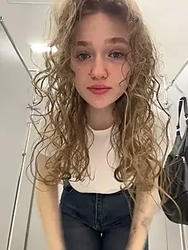 RussianWoman online show from April 2026 03:28:01 AM